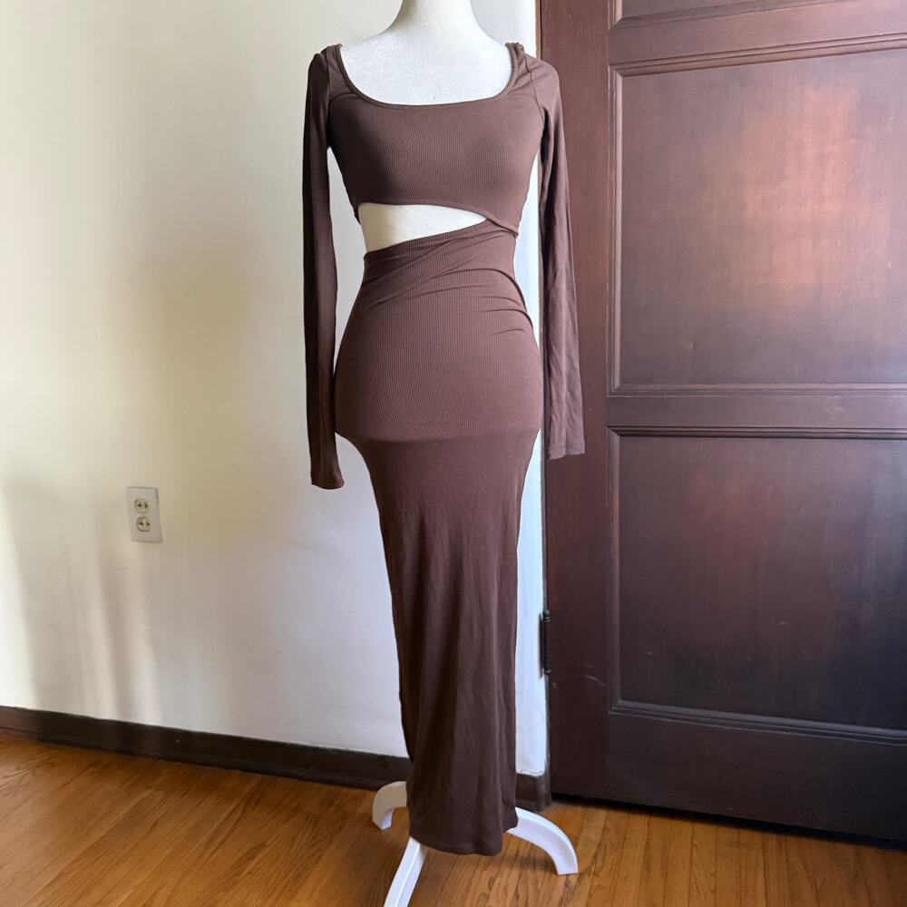BAYSE | Brown RIbbed Cutout Midi Long Sleeve Dress | Small